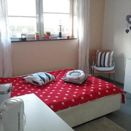 Privatzimmer Essy In Re Recklinghausen Exteriör bild